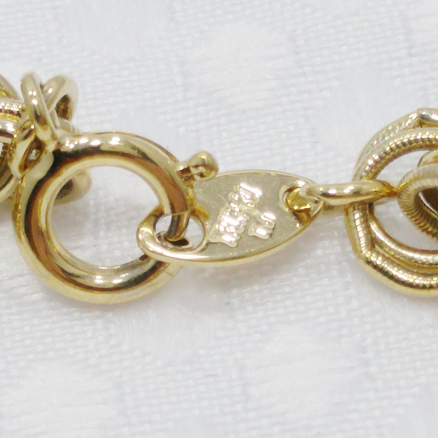 Trifari TM Rolo Rope Chain Necklace, Gold Plated, 1990s Vintage Jewelry