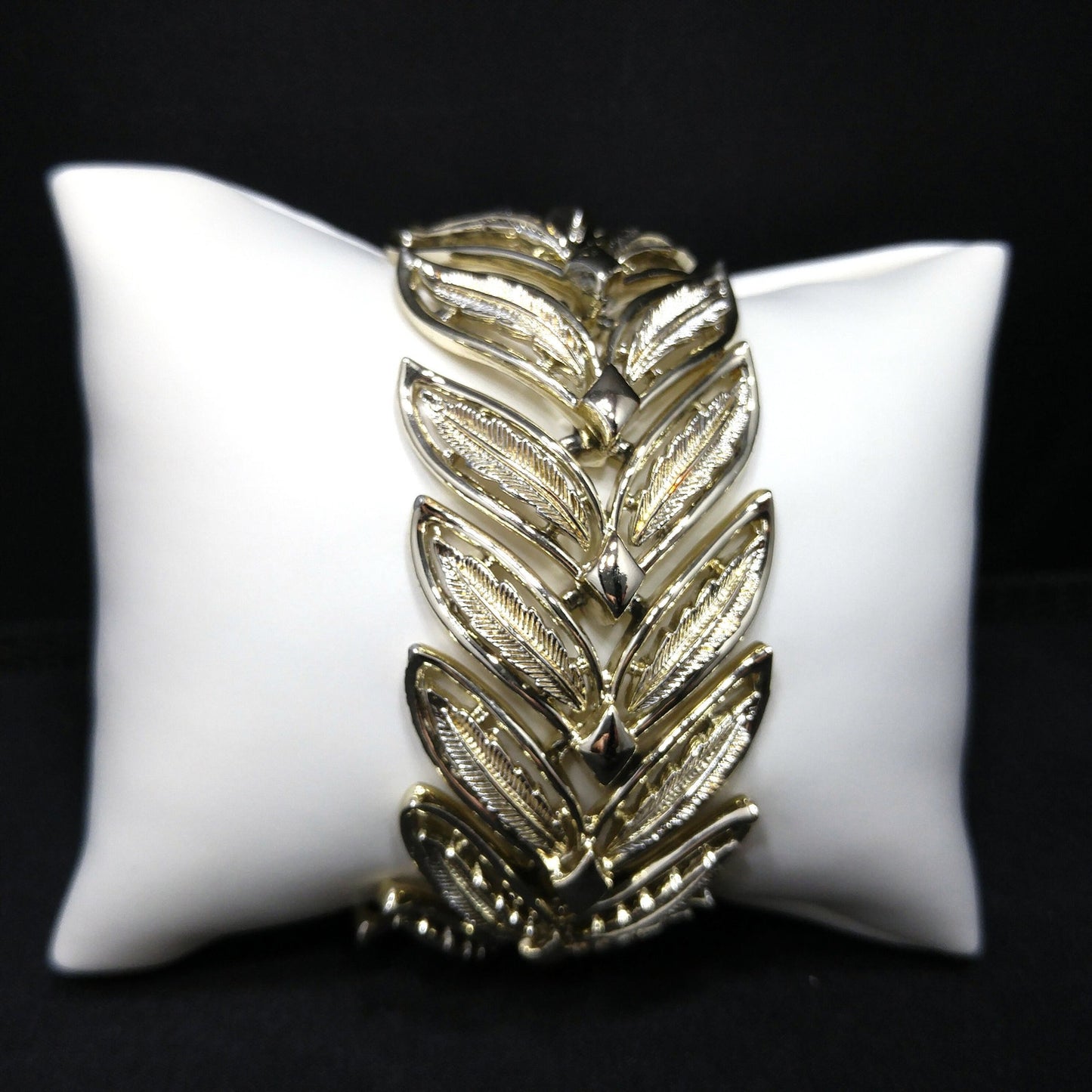 Coro Pegasus Leaves Wide Bracelet, Gold Plated, Safety Chain, 1950s Vintage Jewelry