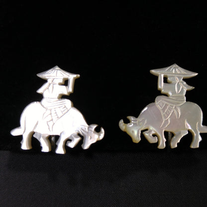 Vintage Carved Mother of Pearl Brooch & Earrings, Asian Design, 1940s
