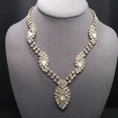 Mid-Century Clear Rhinestone Oval Pendant Necklace, Wedding Necklace, 1950s Vintage Jewelry