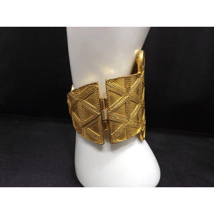 Kenneth Lane Large Hinged Bracelet, Gold Plated, Vintage Jewelry