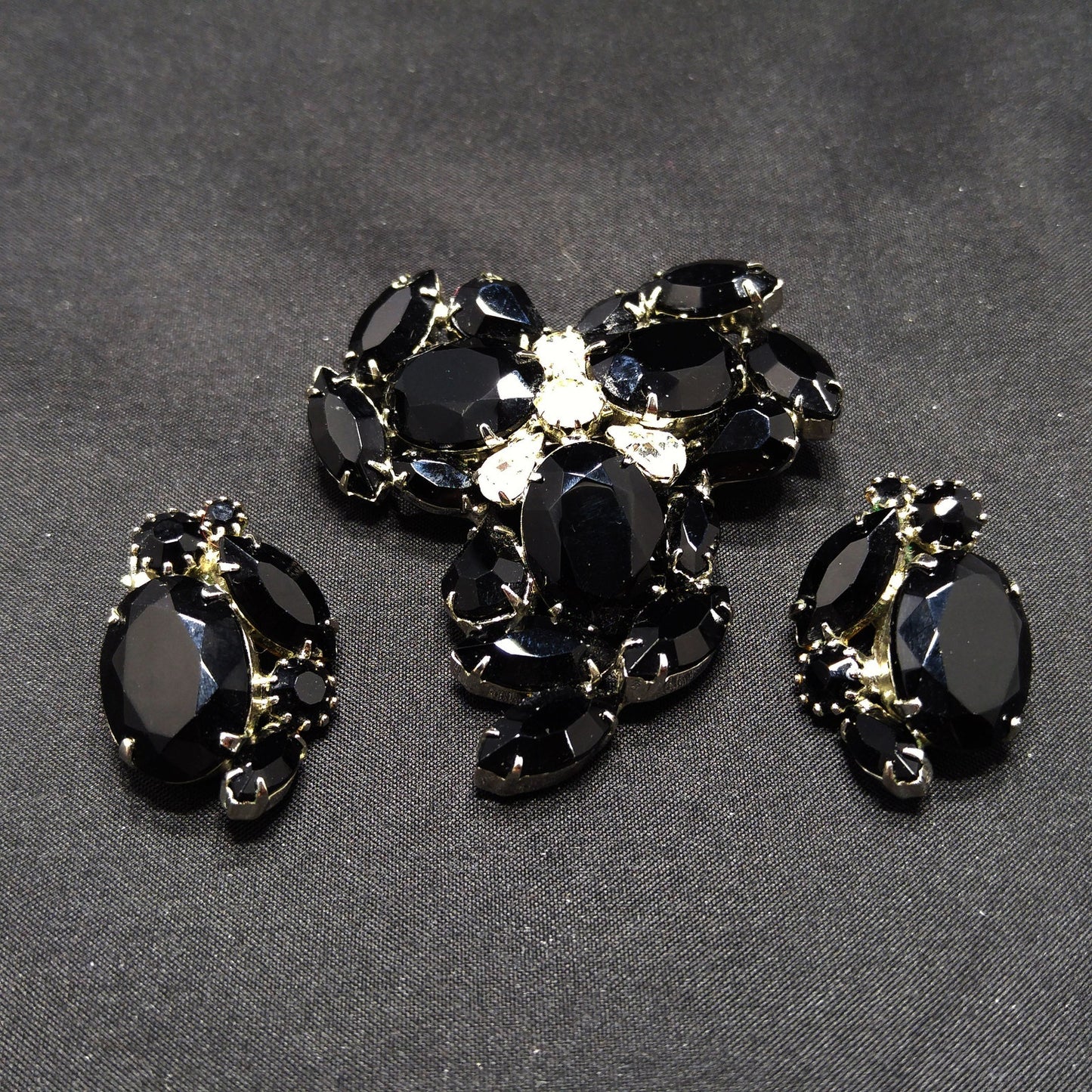 Vintage Weiss Black & Clear Rhinestone Brooch and Earrings Set, Rhodium Plated