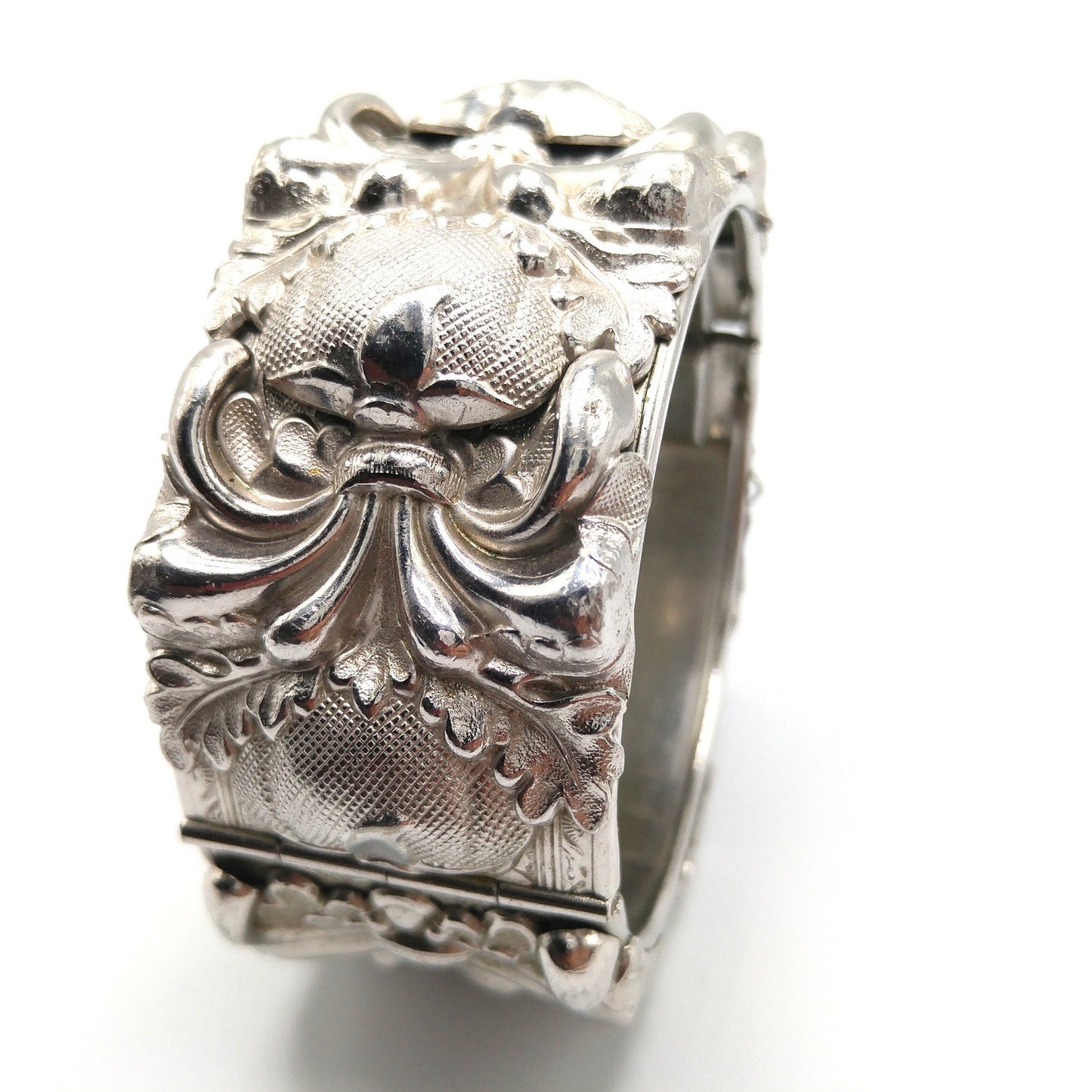 Whiting & Davis Floral Wide Hinged Bracelet, Rhodium Plated, Book Piece, 1970s Vintage Jewelry