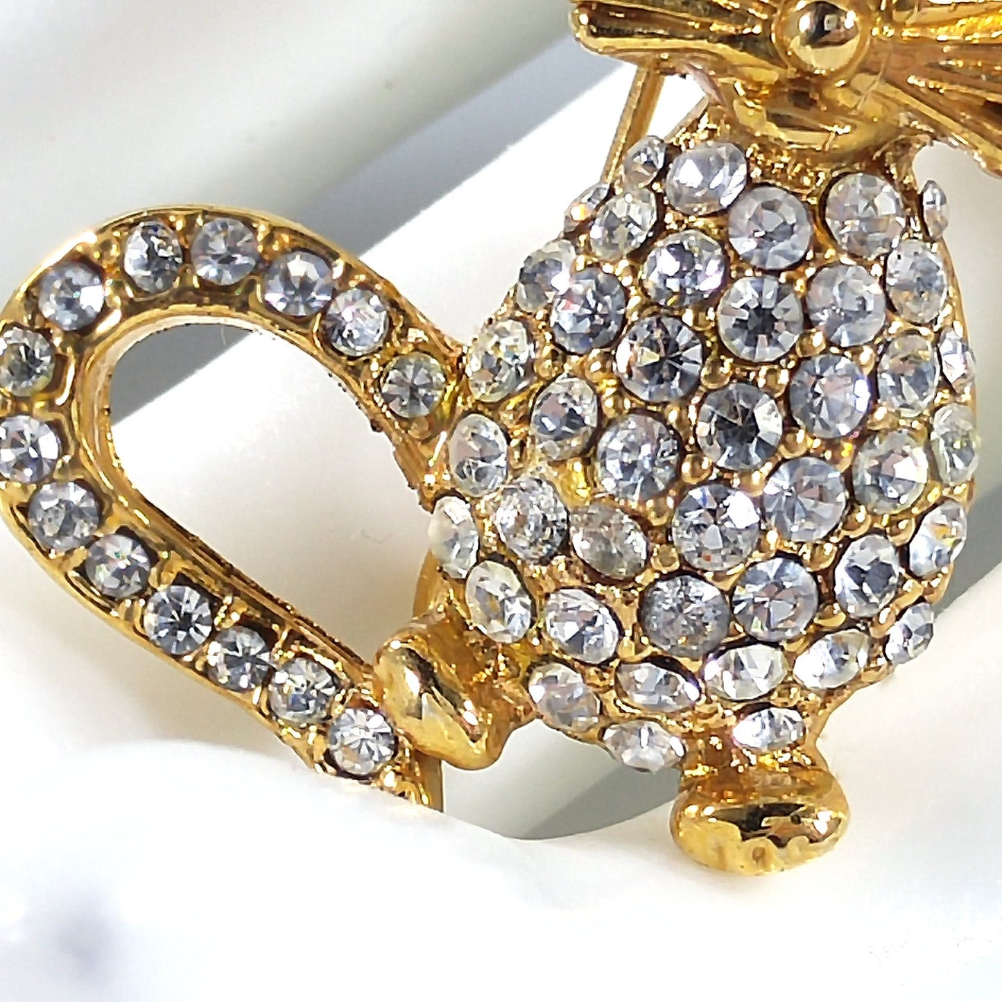 Rhinestone Cat Blue Eyes Brooch, Gold Plated, 1960s Vintage Jewelry
