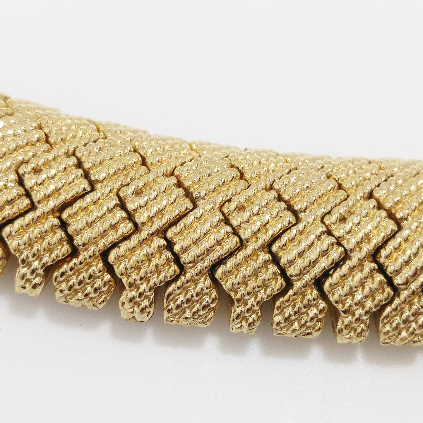 Vintage Ciner Gold Zig Zag Snake Chain Choker Necklace Signed 1980s