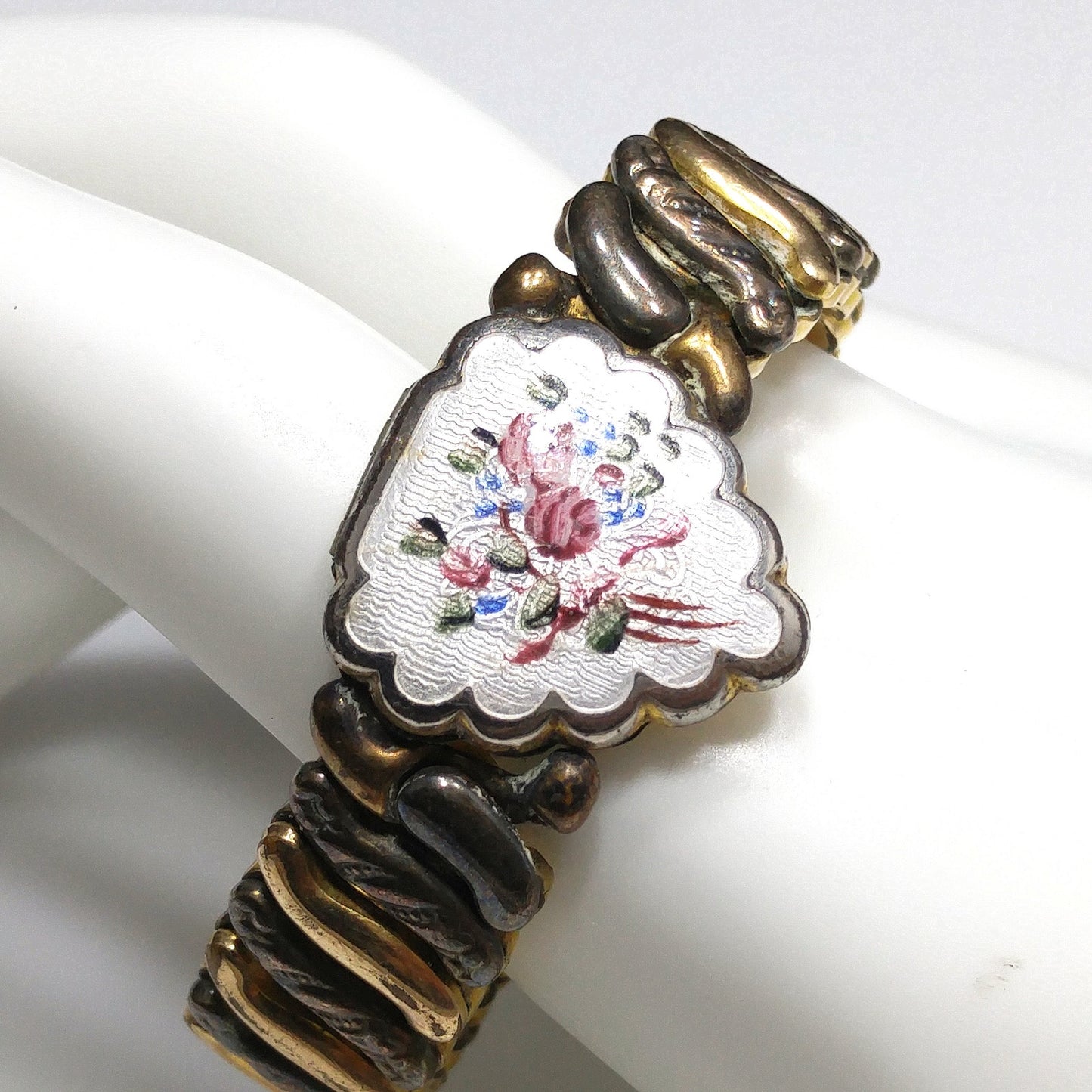 La Mode 1920s Guilloche Enamel Heart Locket Expansion Bracelet 12K GF Antique