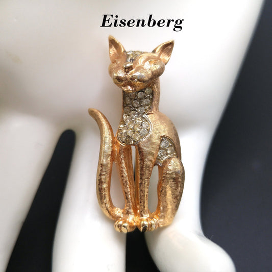 Eisenberg Pave Rhinestone Cat Brooch, Gold Plated, 1950s Vintage Jewelry