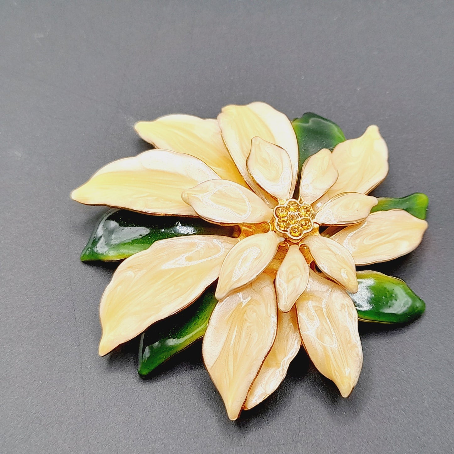 Vintage 1960s Peachy White Green Enamel Poinsettia Brooch