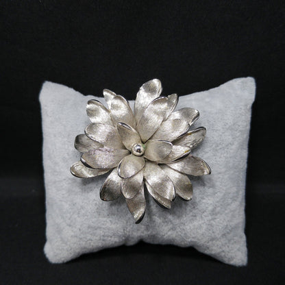 Boucher Floral Brooch, Number 8919P, Rhodium Plated, 1960s Vintage Jewelry