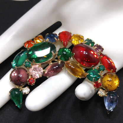 Weiss Crescent Moon Fruit Salad Brooch – Multicolor Cabochon Rhinestone 1950s
