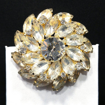 Mid-Century Clear Crystal Rhinestone Flower Brooch, Gold Plated, 1960s Vintage Jewelry