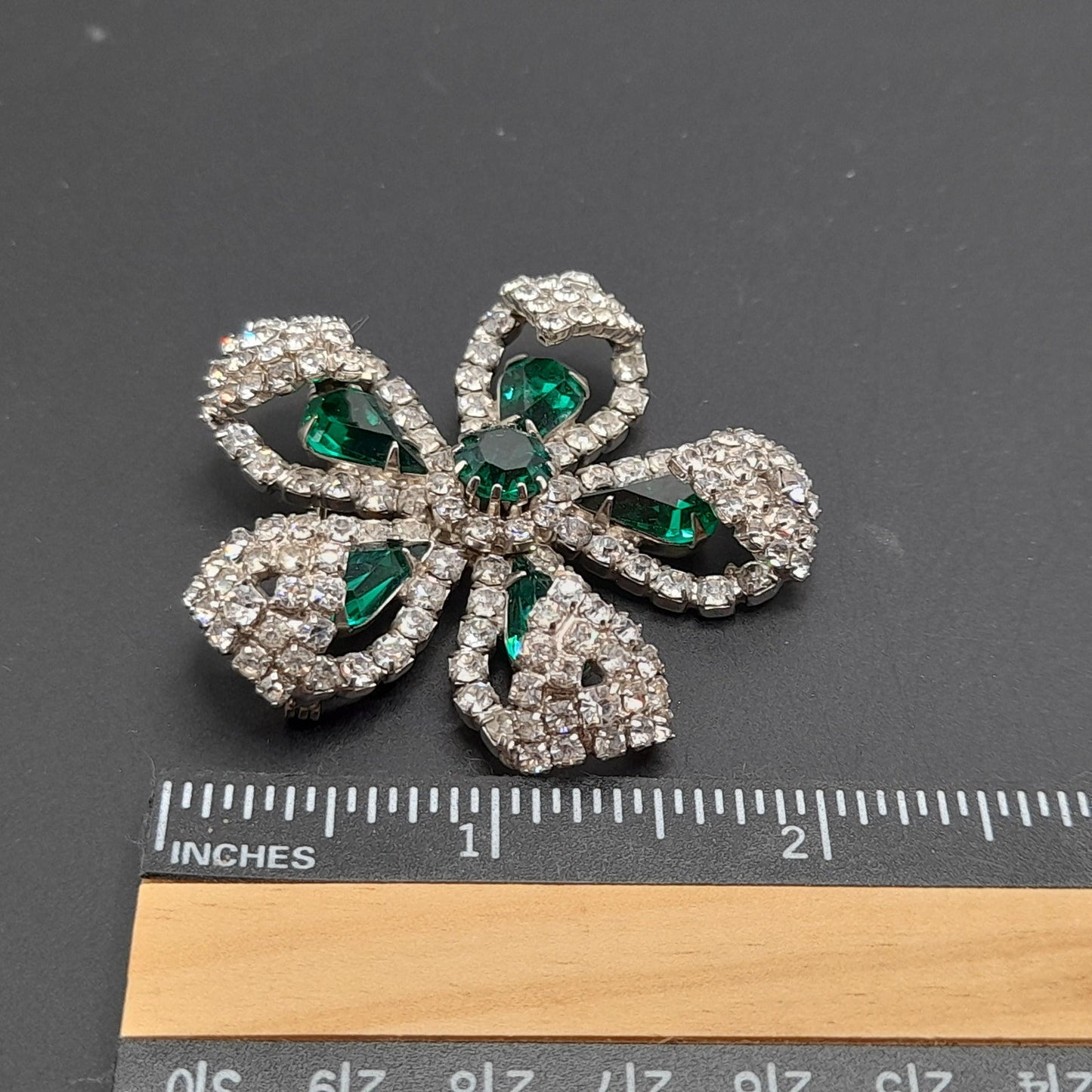 Kramer Floral Brooch, Emerald Green Rhinestones, Rhodium Plated 1960s Vintage Jewelry