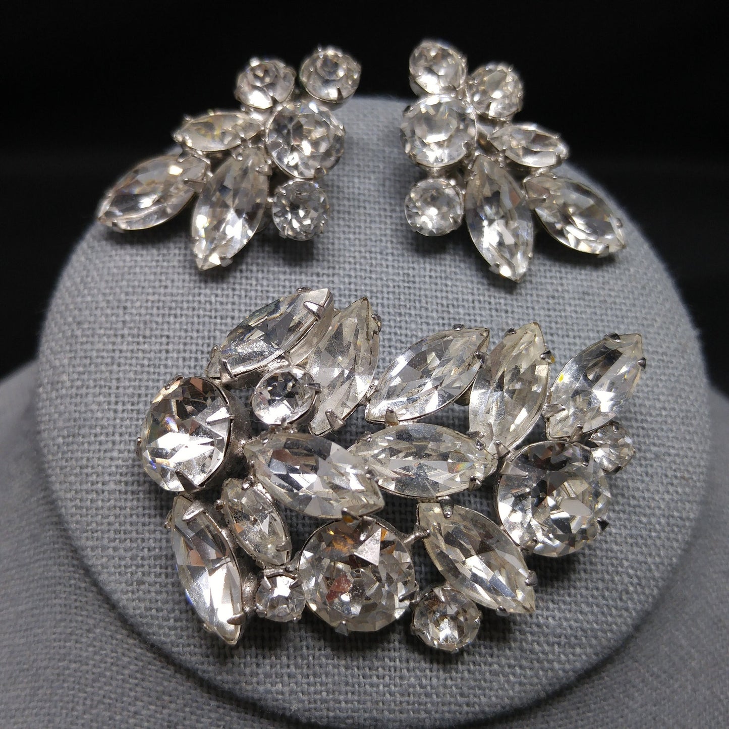 Regency Clear Rhinestone Brooch & Earrings, Rhodium Plated, 1950s Vintage Jewelry