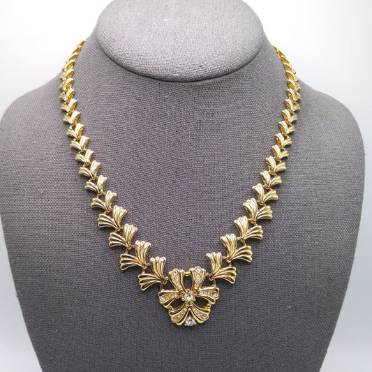Mid-Century Floral Pendant Necklace, Gold Plated, 1960s Vintage Jewelry