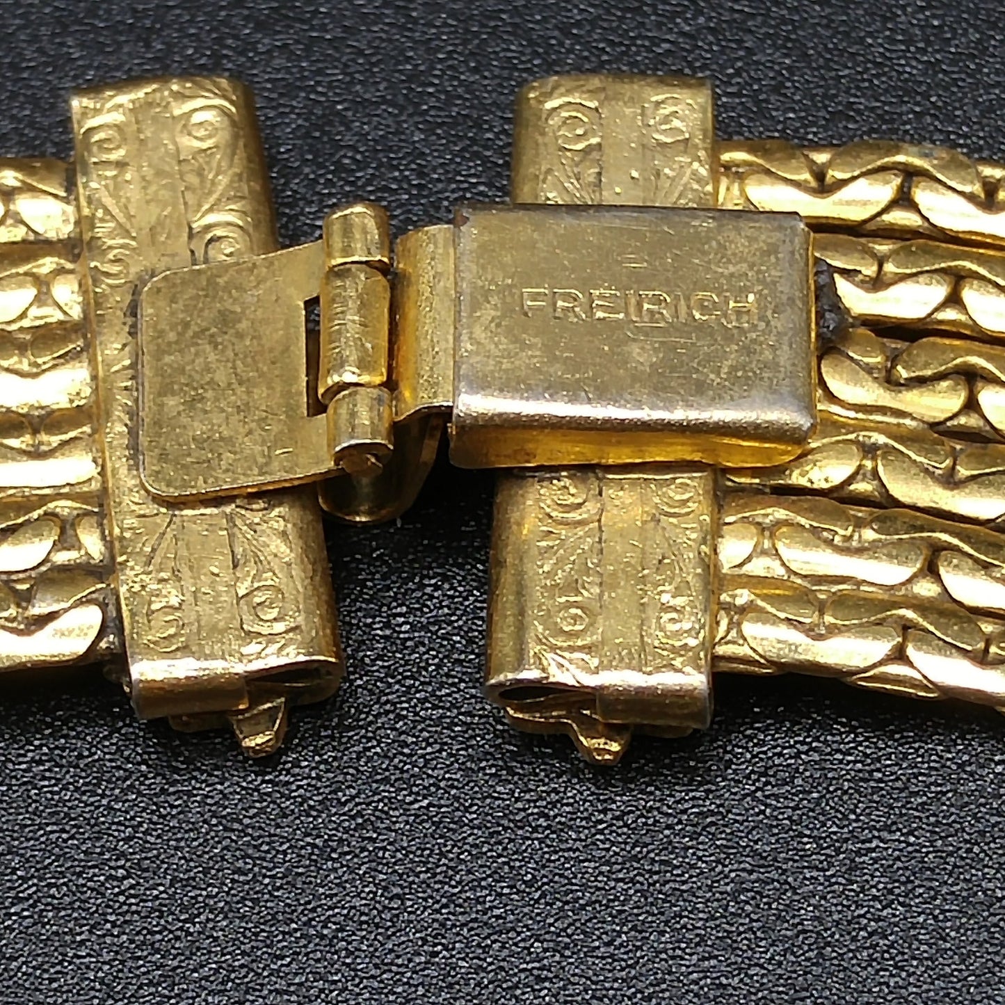 Freirich 1960s Victorian Revival Gold Plated Choker Necklace Filigree Collar