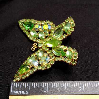 Weiss Peridot Green Rhinestone Butterfly Brooch, Gold Plated, 1950s Vintage Jewelry