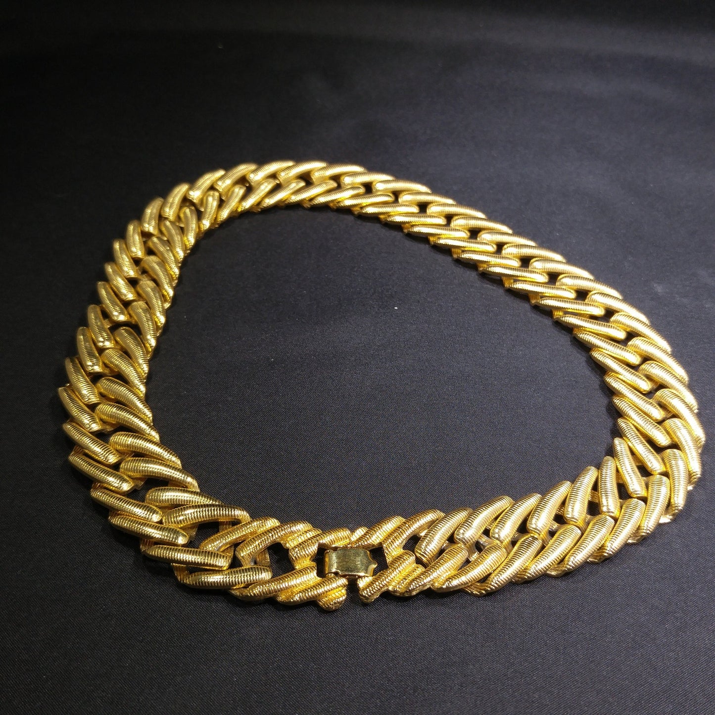 Monet Large Link Wide Necklace, Gold Plated Textured Links, 1960s Vintage Jewelry