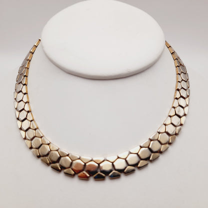 Vintage 1940s Crown Trifari Alfred Philippe Honeycomb 14 Inch Choker Necklace