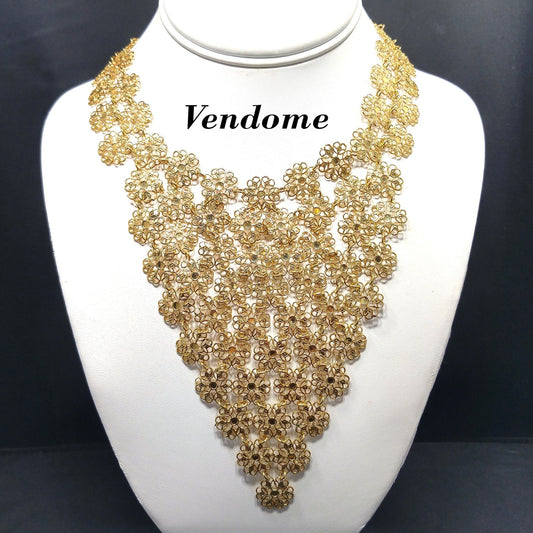 Vendome Lacy Flower Bib Necklace, High End Coro, 1960s Vintage Jewelry