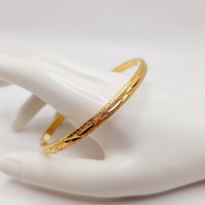 Vintage Crown Trifari Thin Etched Gold Plated Bangle - Size M