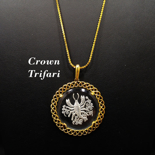 Vintage Crown Trifari Zodiac "Cancer" Necklace, Glass Intaglio Crab, Gold Plated, 1960s Vintage Jewelry