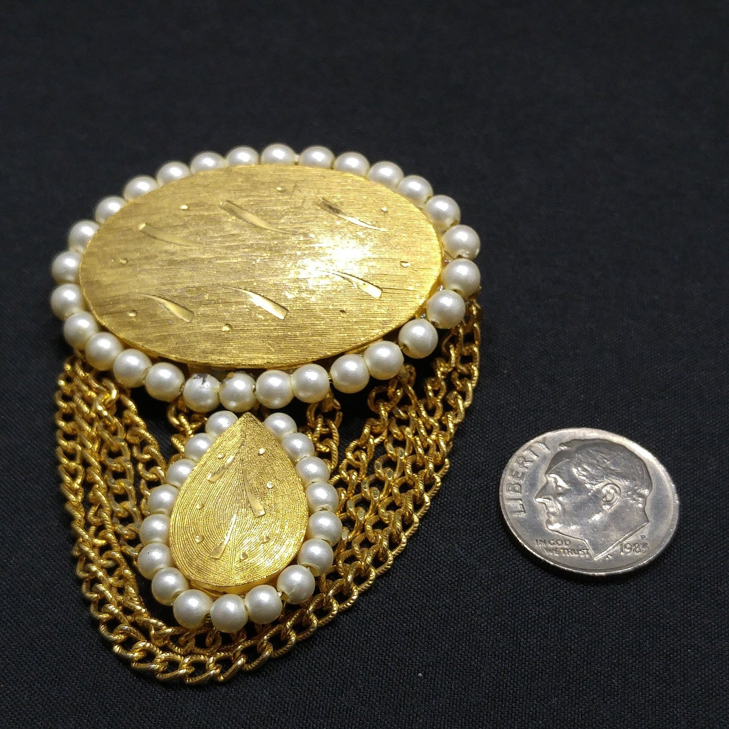 Kramer Gold Plated Dangle Brooch, Faux Pearls, 1950s Vintage Jewelry