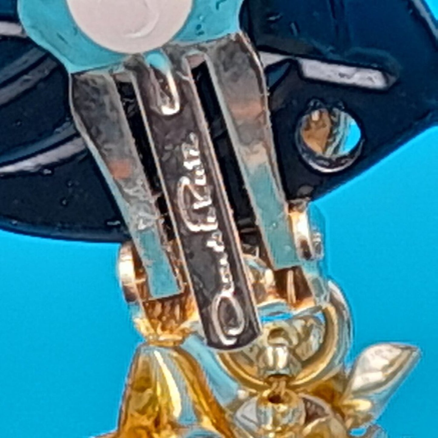 Oscar de la Renta Flower Vine Clip-On Earrings