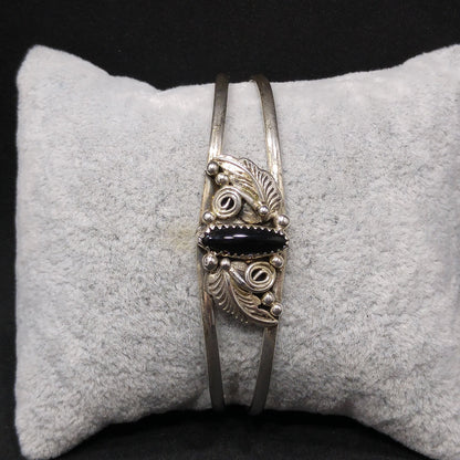 Richard Begay Navajo Artisan Sterling Silver Onyx Cuff Bracelet, 1980s Vintage Jewelry