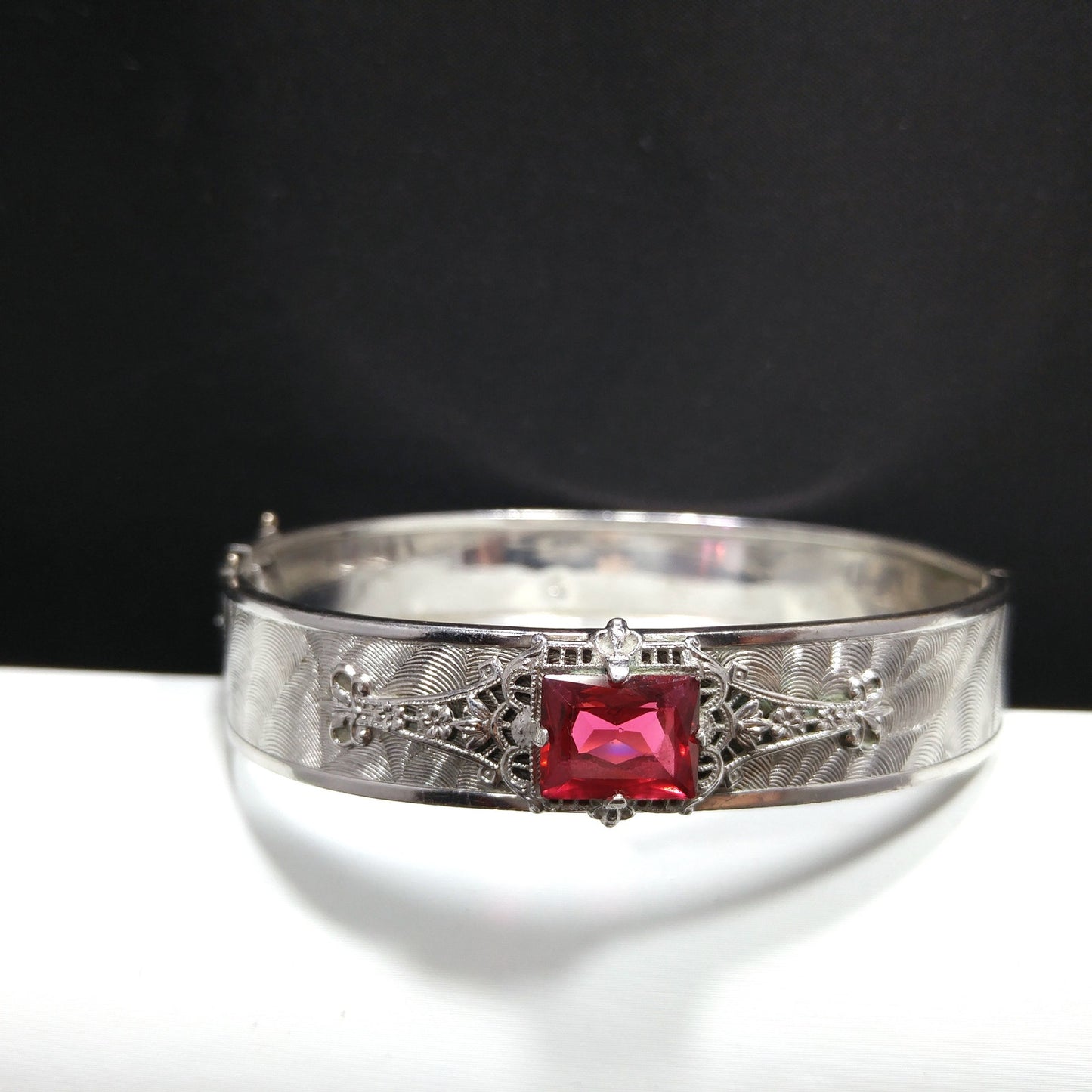 Emerald Cut Red Rhinestone Hinged Bracelet, Silver Tone, 1970s Vintage Jewelry