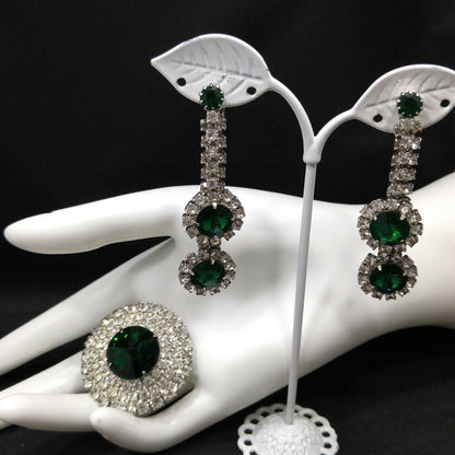 Emerald Green Rivoli Crystal Rhinestone Brooch & Earrings, Rhodium Plated, 1960s Vintage Jewelry