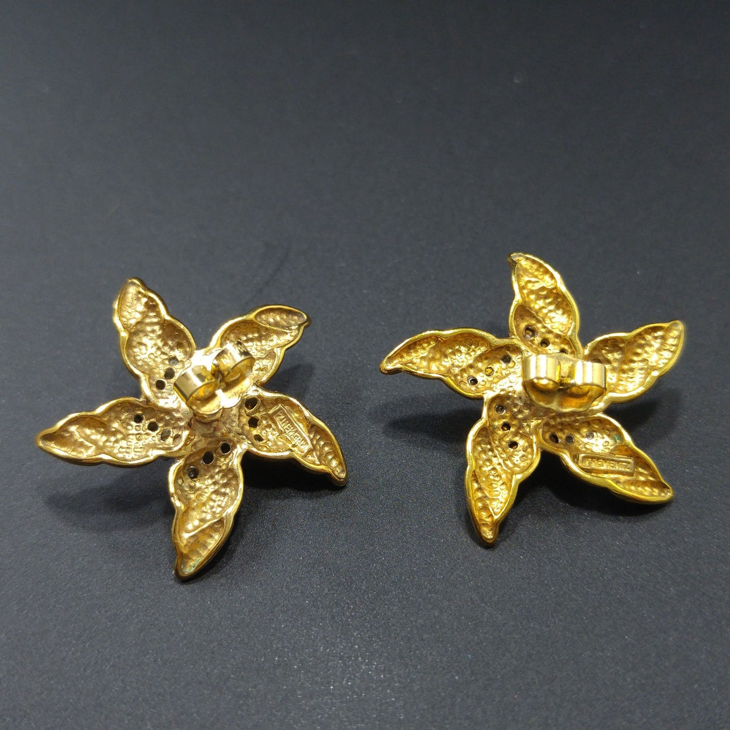 Krementz Gold Plated Starfish Earrings, Faux Pearls, 1970s Vintage Jewelry