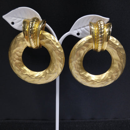 Edwin Pearl Large Runway Post Earrings, Hammered Gold Plate, 1980s Vintage Jewelry
