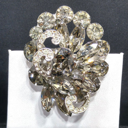 Vintage Weiss Gray Clear Rhinestone Brooch, Rhodium Plated, 1960s