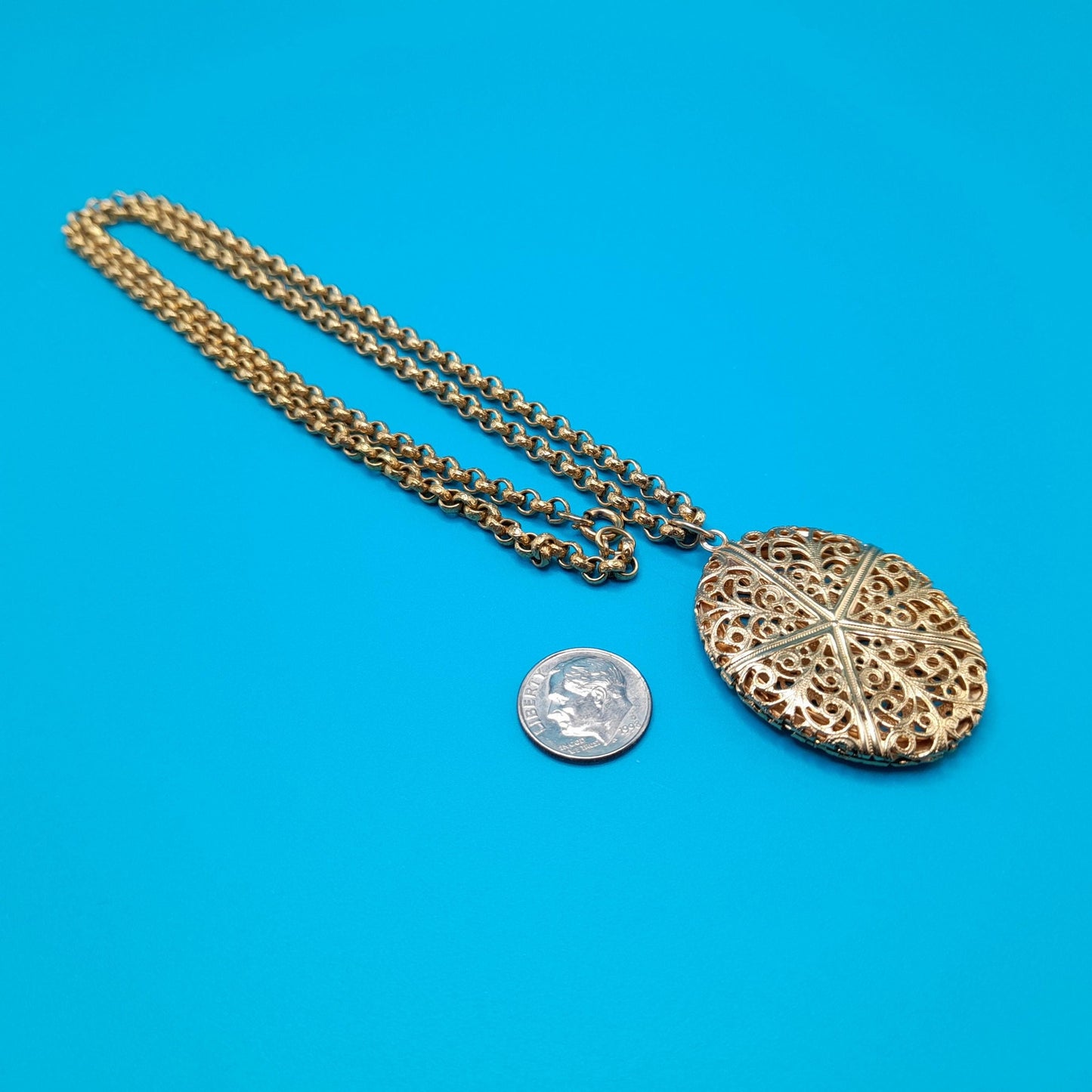 Vintage Filigree Locket Pendant Necklace, 24", Two Photo Locket, 1960s Jewelry