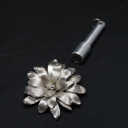 Boucher Floral Brooch, Number 8919P, Rhodium Plated, 1960s Vintage Jewelry