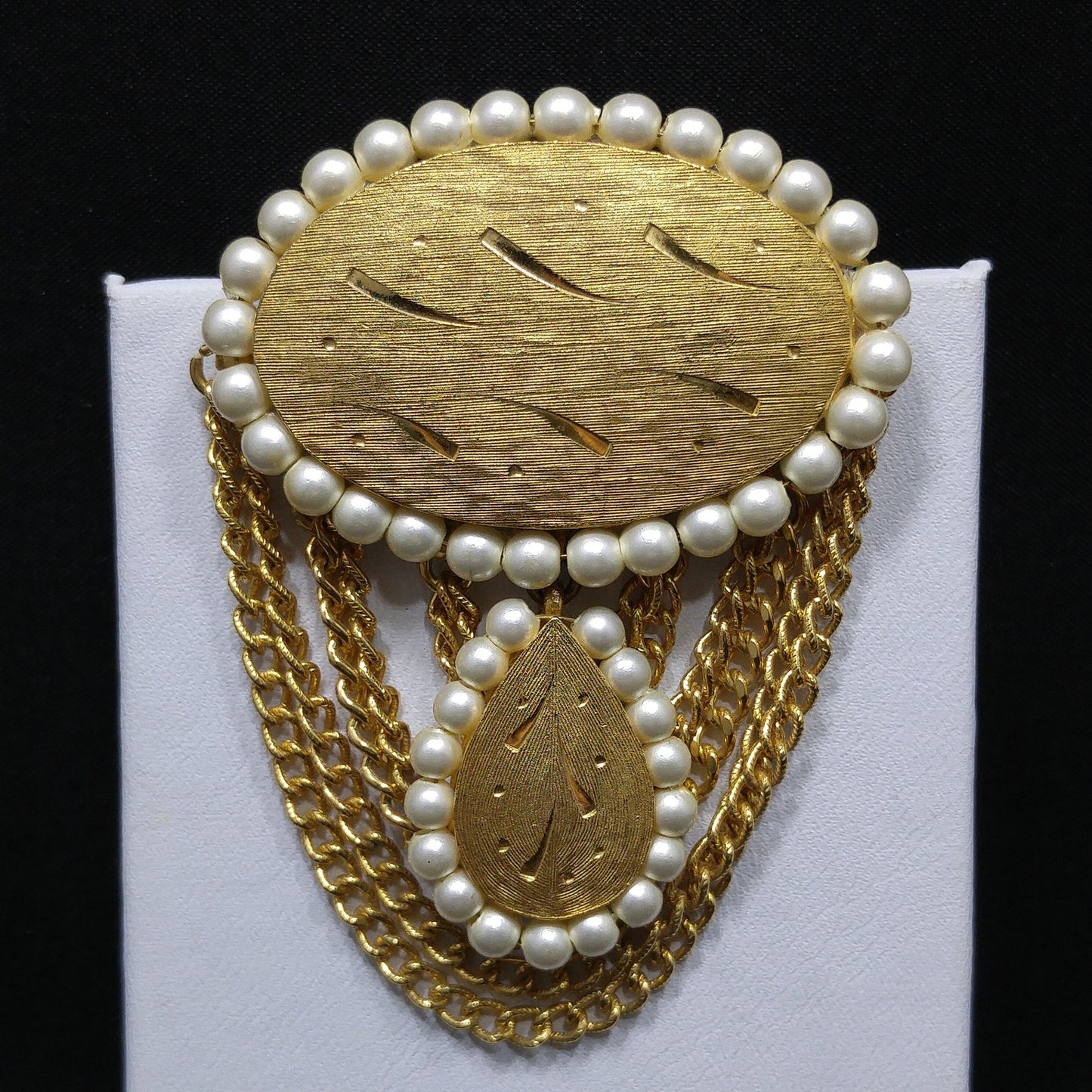 Kramer Gold Plated Dangle Brooch, Faux Pearls, 1950s Vintage Jewelry