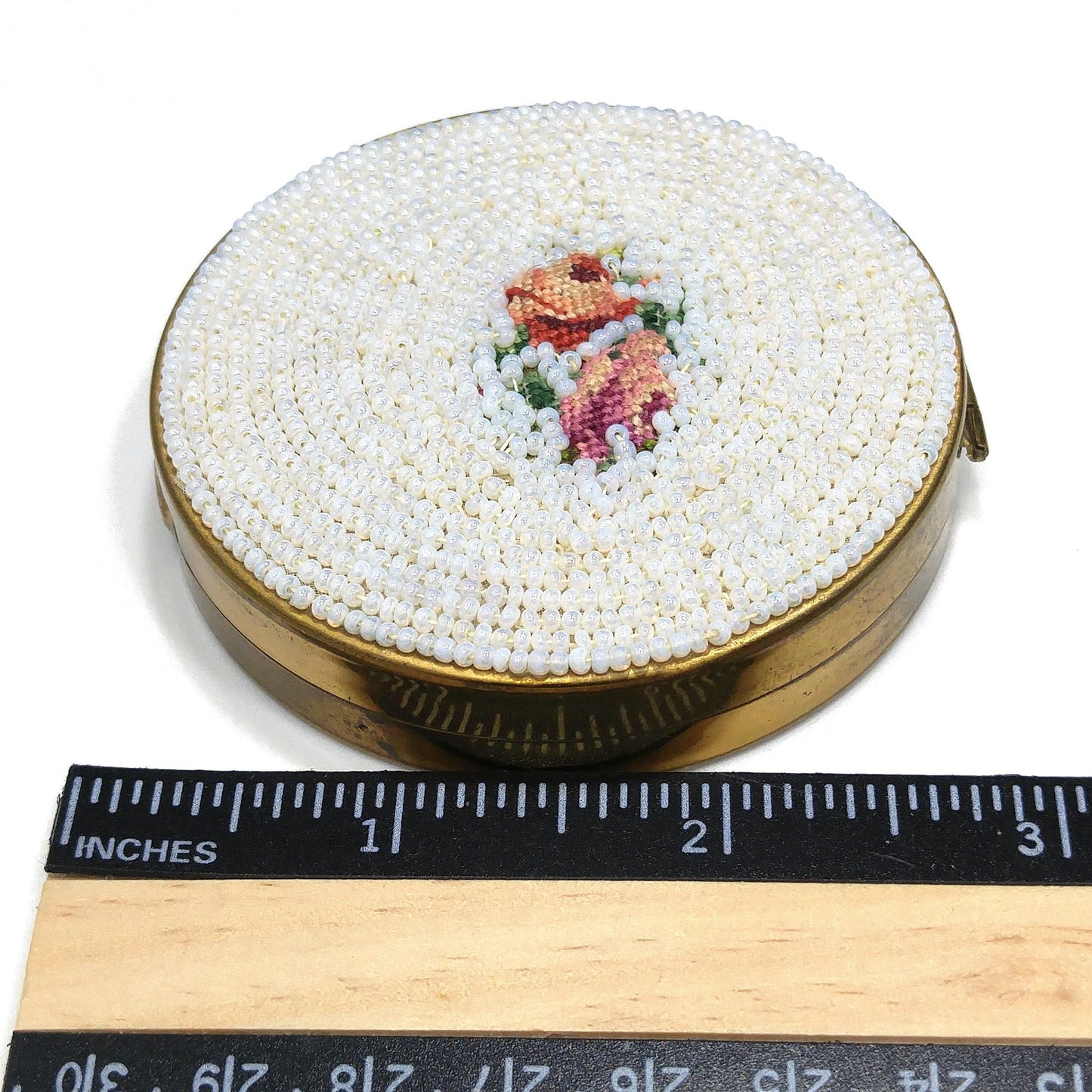 Vintage White Beaded Petitpoint Compact, Schildkraut, Coty Powder, 1950s Vintage Accessory