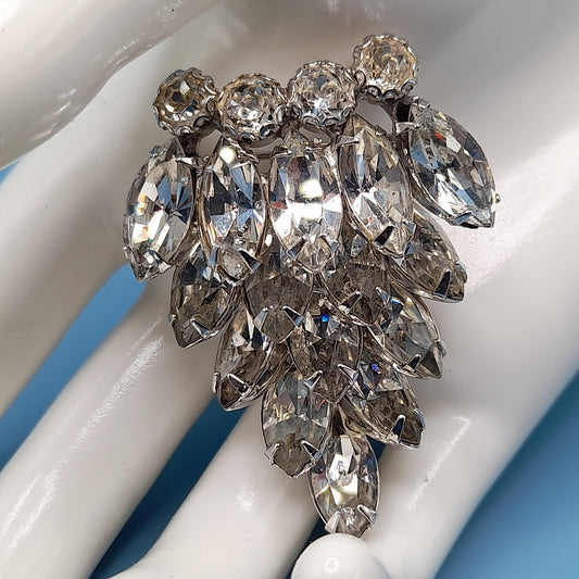Vintage WEISS Wedding Brooch, Clear Crystal Rhinestones, Rhodium Plated, 2 Inches, 1960s