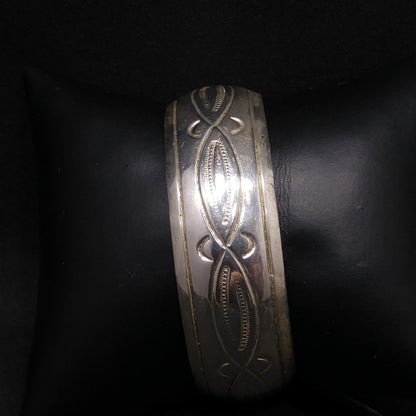 Vintage Navajo Sterling Silver Cuff Bracelet HB Hand Engraved Leaf Design