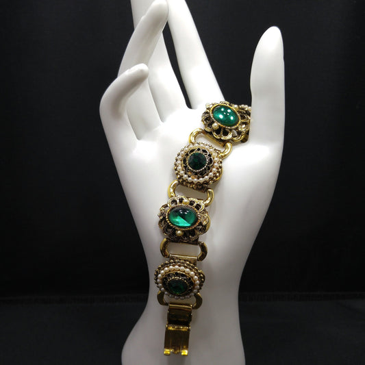 Emerald Green Rhinestones Book Chain Bracelet, Faux Pearls, 1940s 1950s Vintage Jewelry