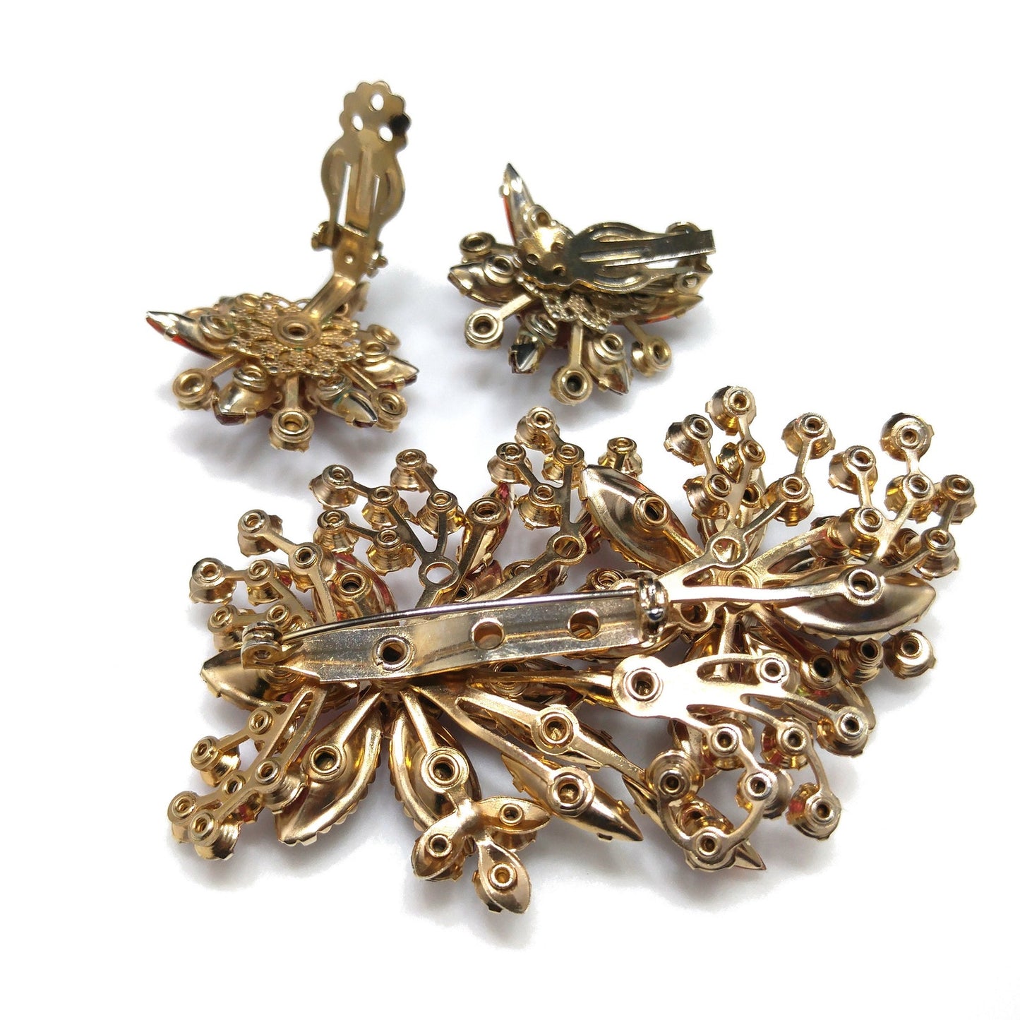 Red Floral Rhinestone Brooch Earrings Set, Aurora Borealis Pink, 1950s Vintage Jewelry