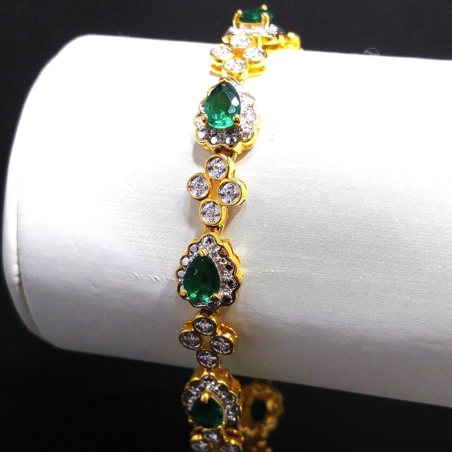 JBK Jackie Kennedy Bracelet – Camrose & Kross Faux Emerald & Rhinestone Replica