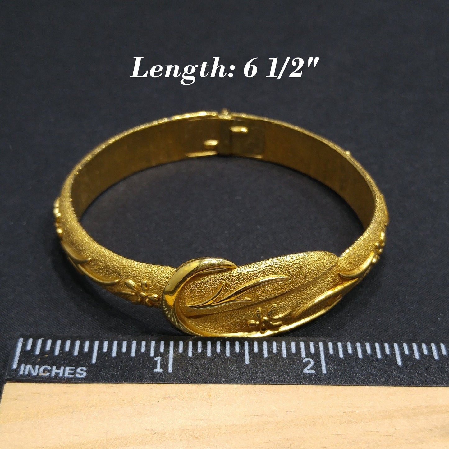 Crown Trifari Floral Hinged Bracelet, Gold Plated, 1950s Vintage Jewelry