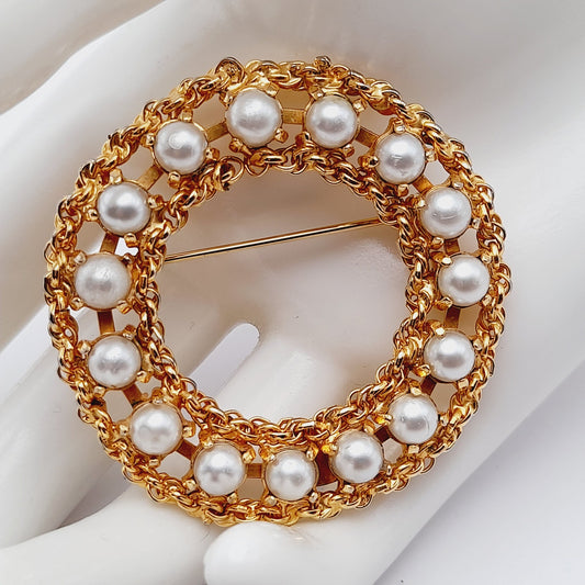 Vintage Signed Hobe Gold Tone Pearl Wreath Brooch - 2 Inches