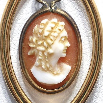 Van Dell Hand-Carved Shell Cameo Necklace – 14K Gold Chain, 1940s Vintage
