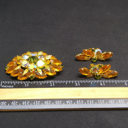 Light Topaz Green Rhinestone Brooch Earrings Set, Gold Plated, 1960s Vintage Jewelry