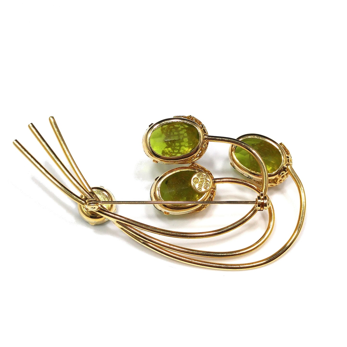 Sarah Coventry Touch of Elegance Green Crystal Brooch Gold Tone 1970s