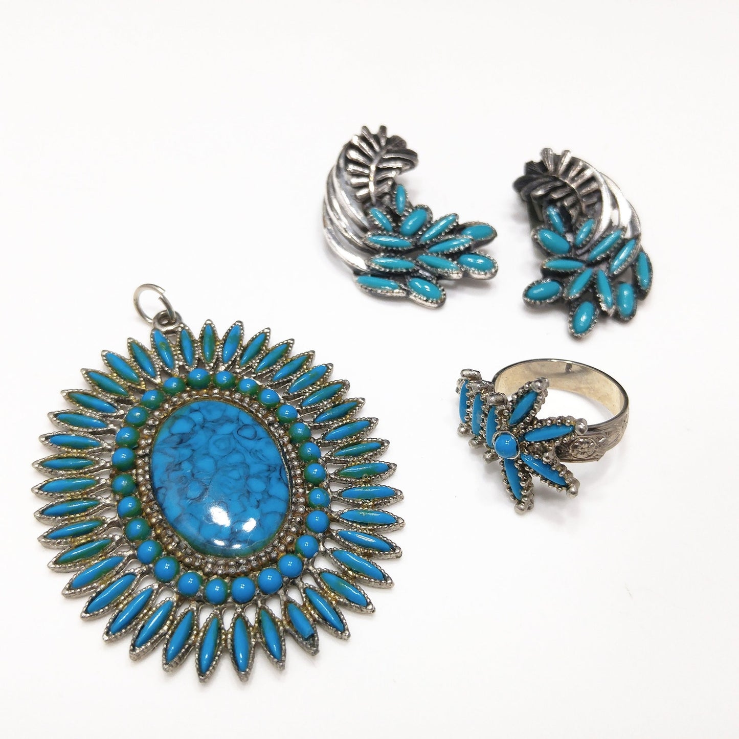 Vintage Southwestern Faux Turquoise Jewelry Set Pendant Ring Earrings 1970s