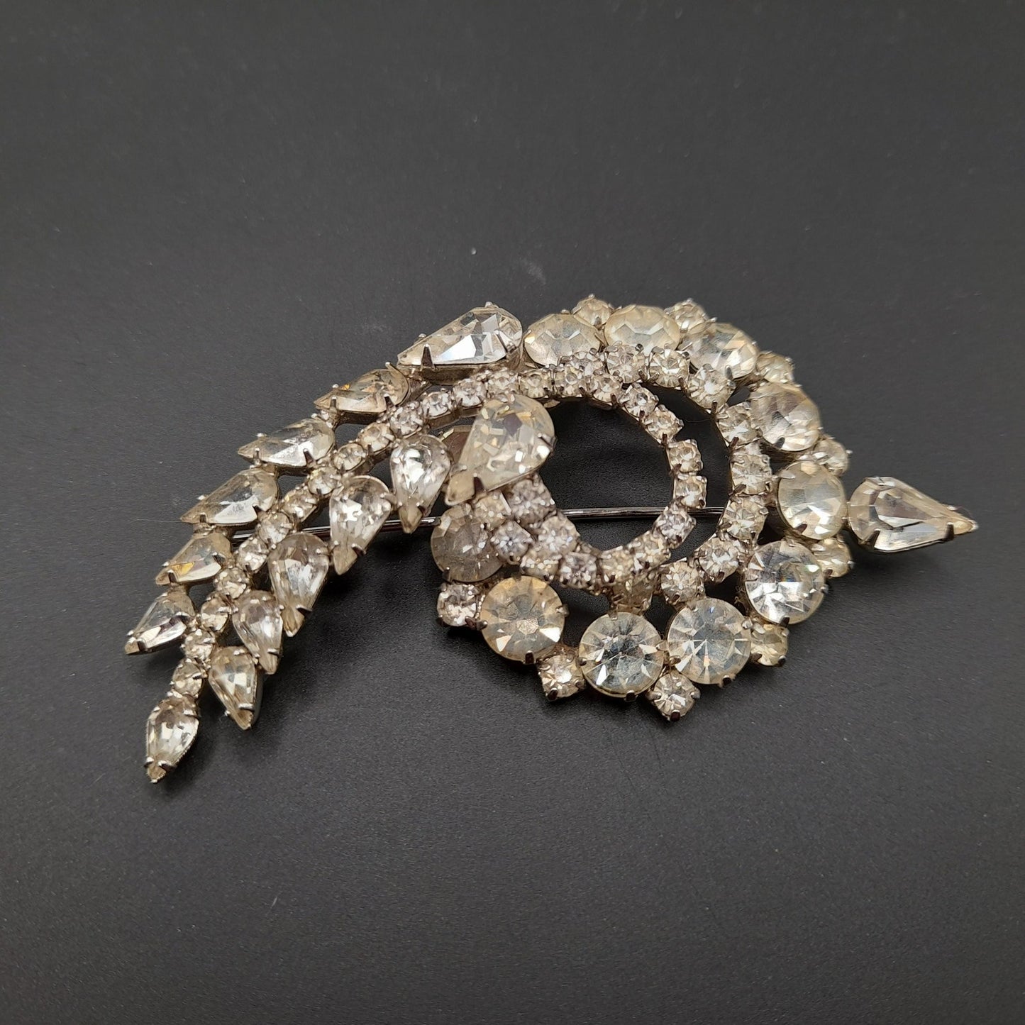 Mid-Century Clear Floral Spray Brooch, Rhodium Plated, Wedding Brooch, 1960s Vintage Jewelry