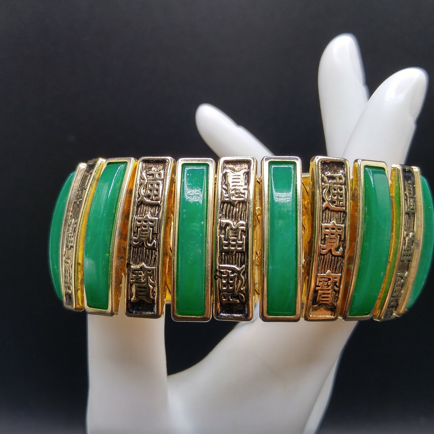 Asian Expansion Wide Bracelet, Green Lucite, Asian Writing, 1960s Vintage Jewelry